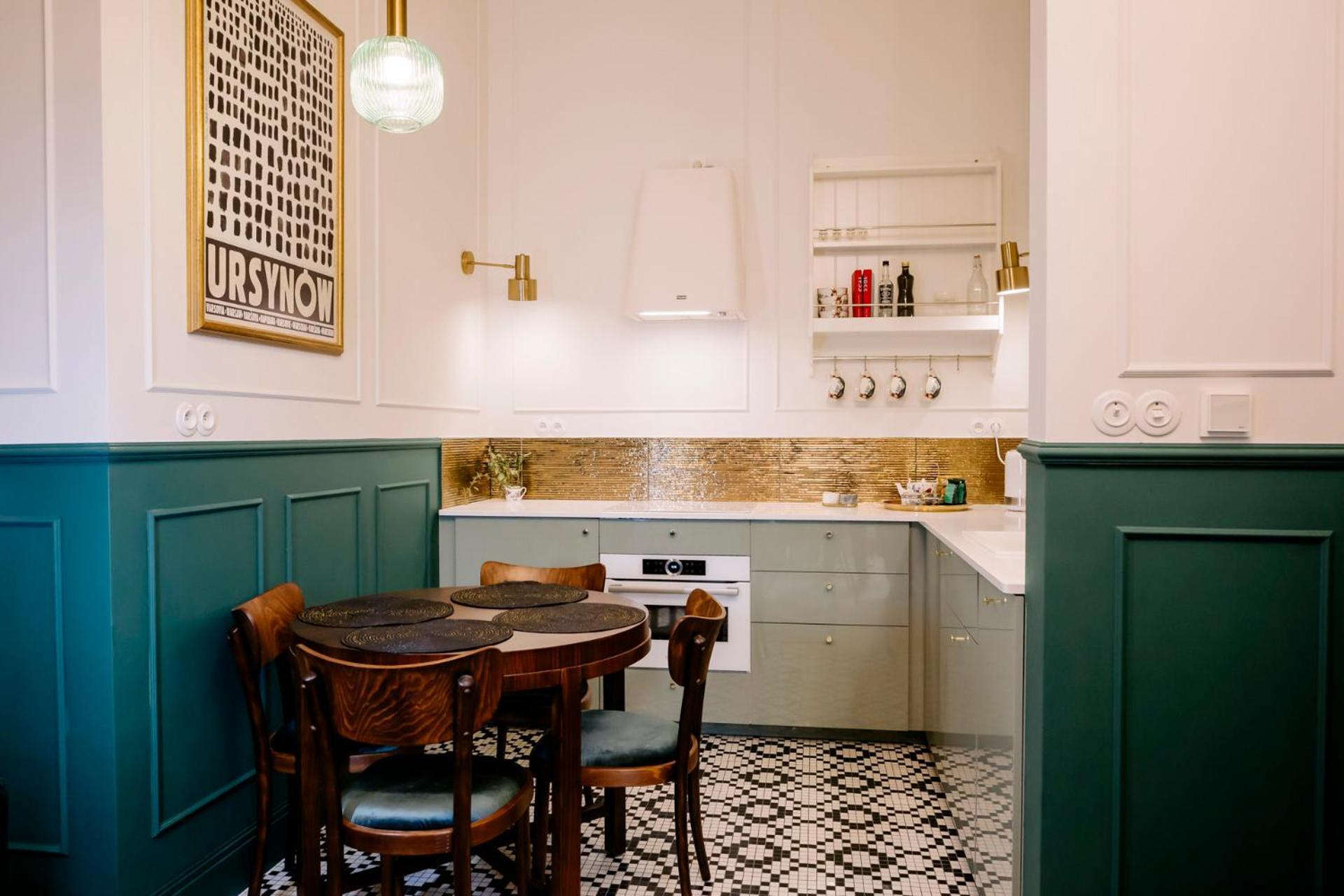 French Touch: Romantyczny Apartament W Kamienicy Warschau Buitenkant foto