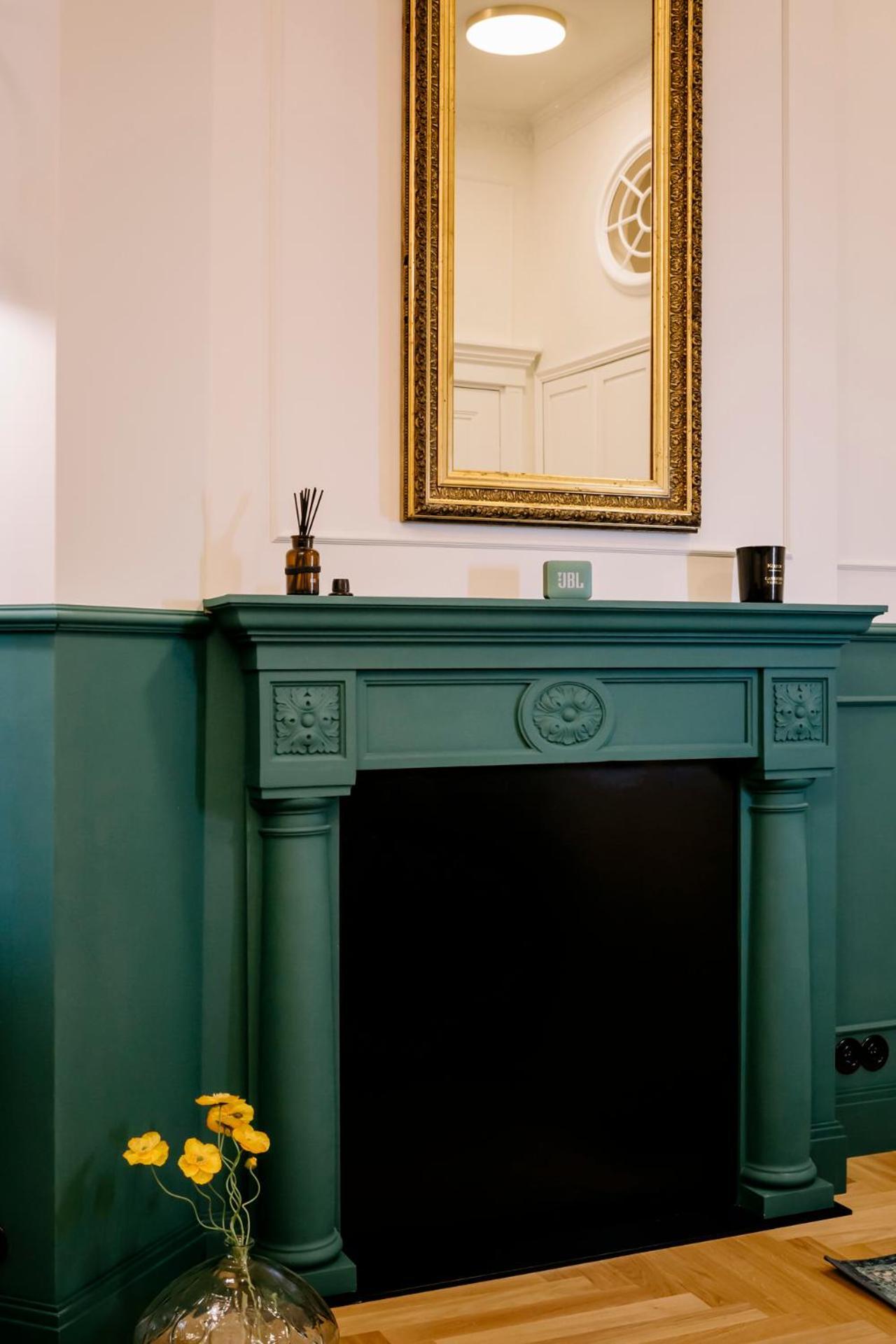 French Touch: Romantyczny Apartament W Kamienicy Warschau Buitenkant foto